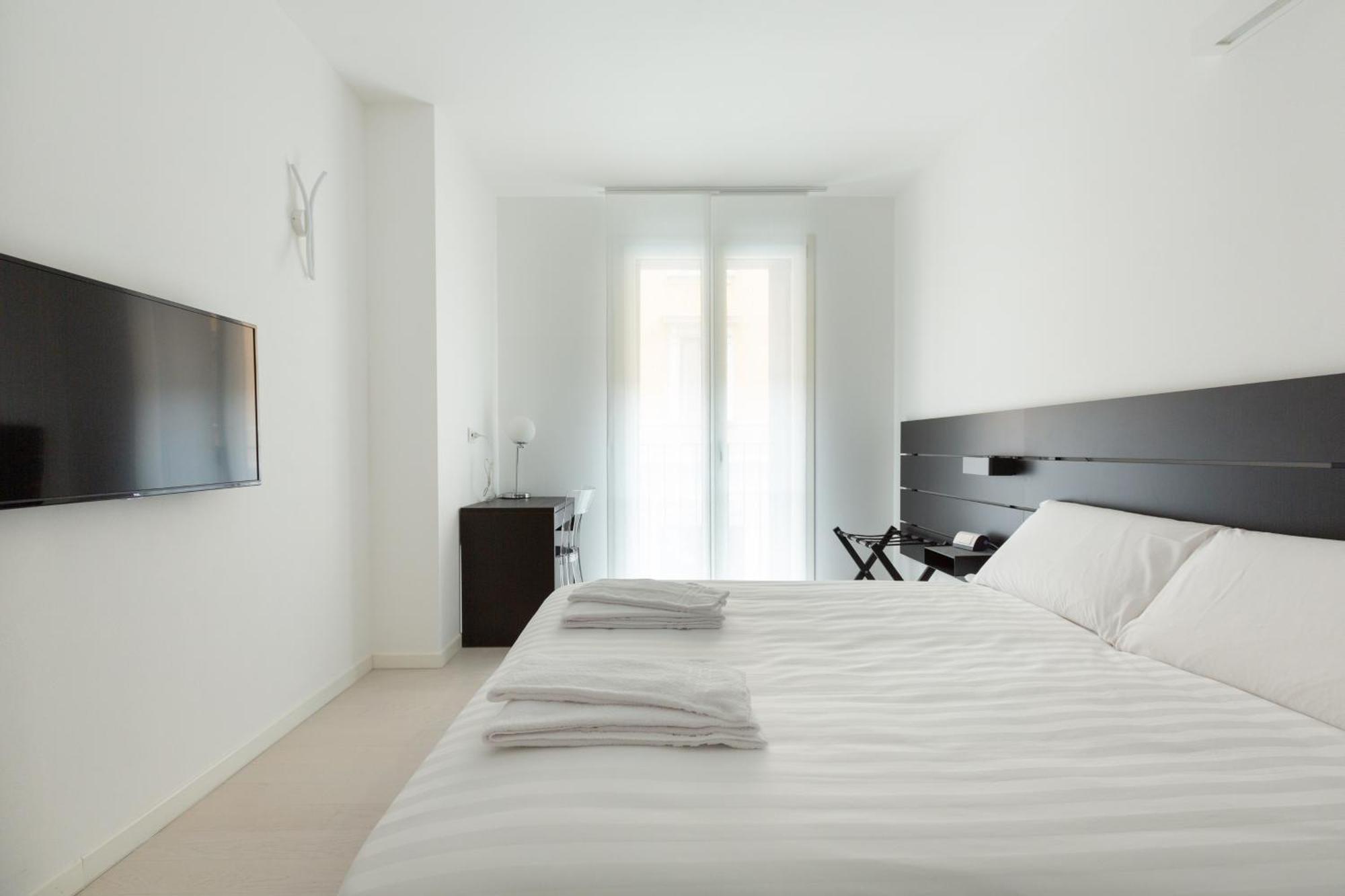 Porta Nuova Bright And Roomy Flat มิลาน ภายนอก รูปภาพ