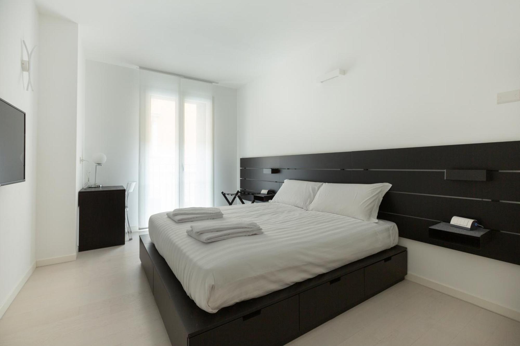 Porta Nuova Bright And Roomy Flat มิลาน ภายนอก รูปภาพ