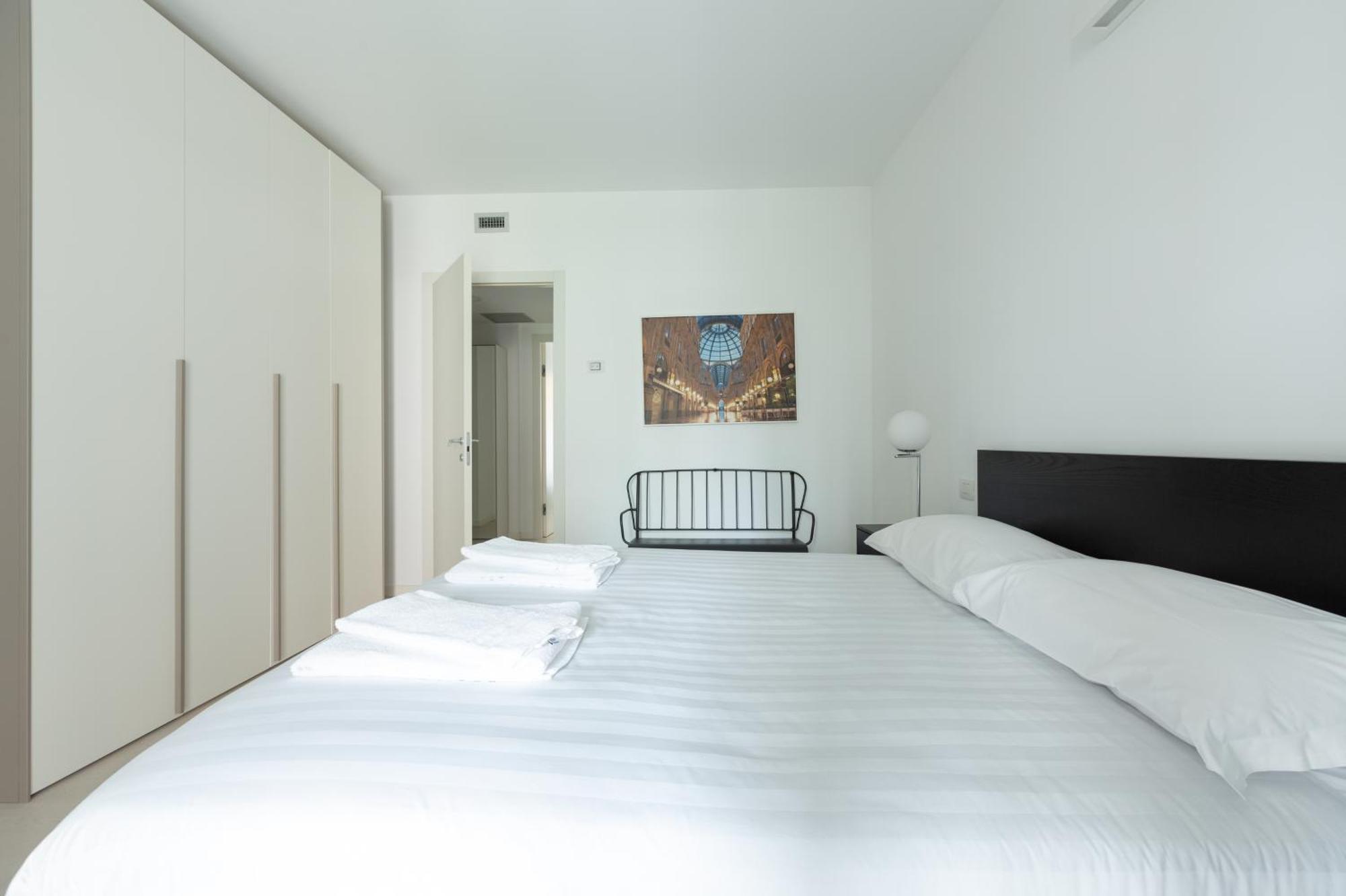 Porta Nuova Bright And Roomy Flat มิลาน ภายนอก รูปภาพ