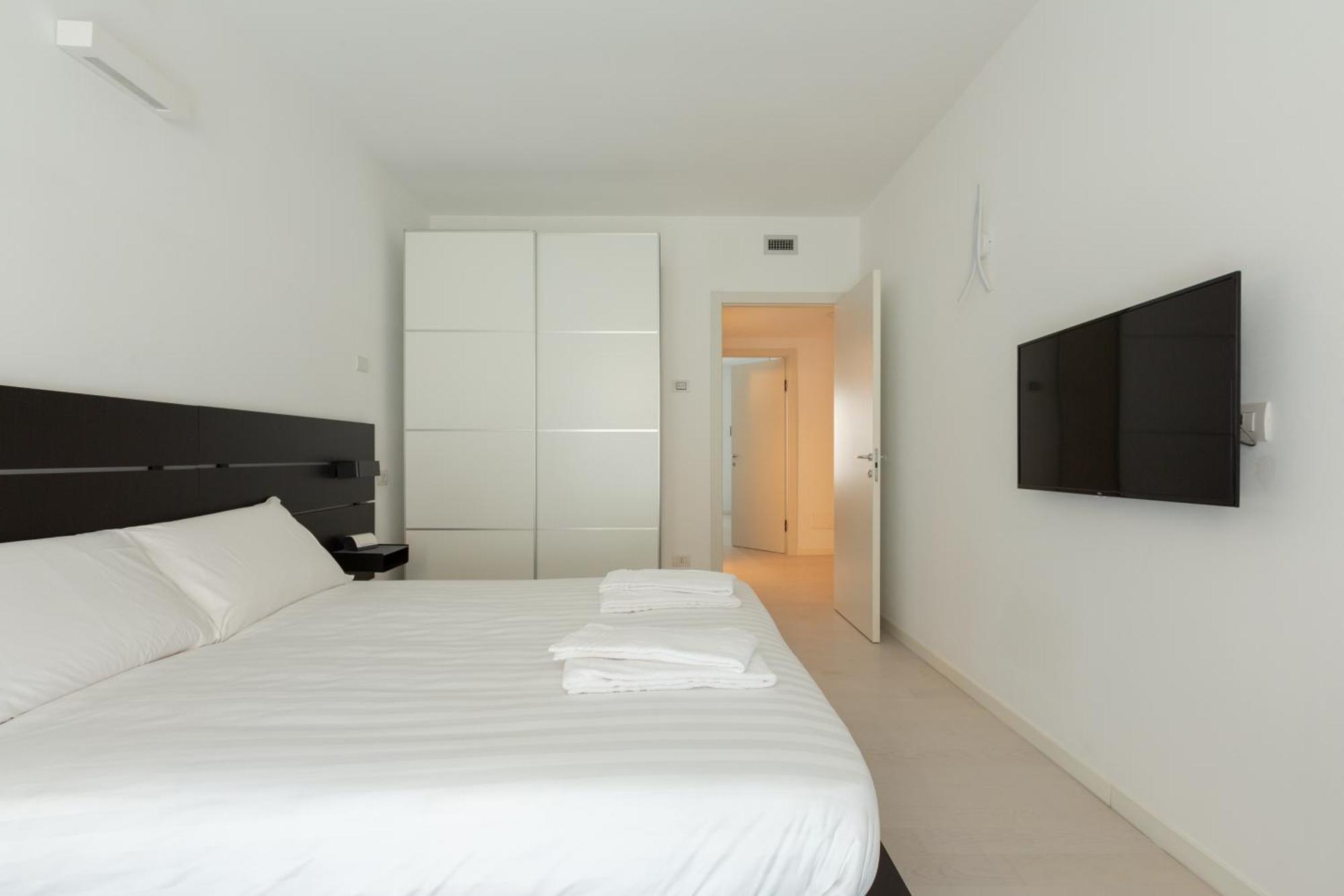 Porta Nuova Bright And Roomy Flat มิลาน ภายนอก รูปภาพ
