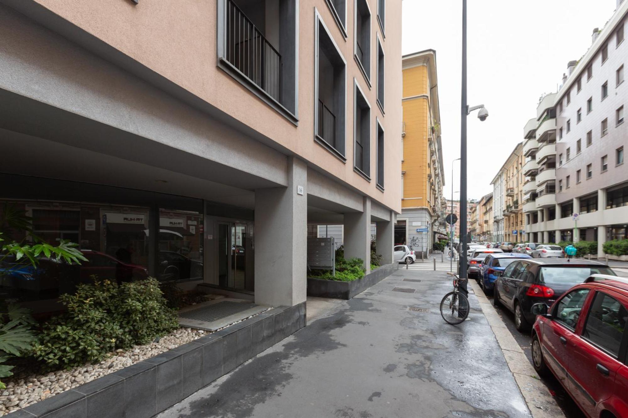 Porta Nuova Bright And Roomy Flat มิลาน ภายนอก รูปภาพ